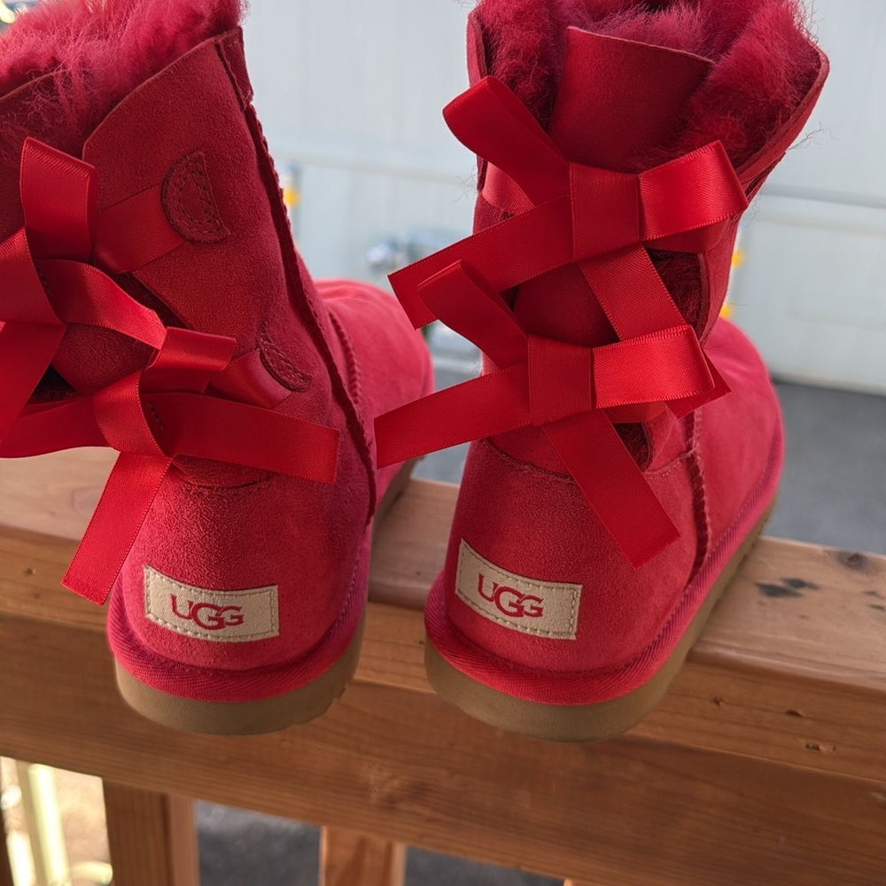 UGG Australia Toddler Bailey Bow Boots Red Size 5 woman - Picture 3 of 5
